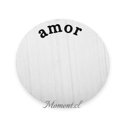 Disco con mensaje: amor. Plateado