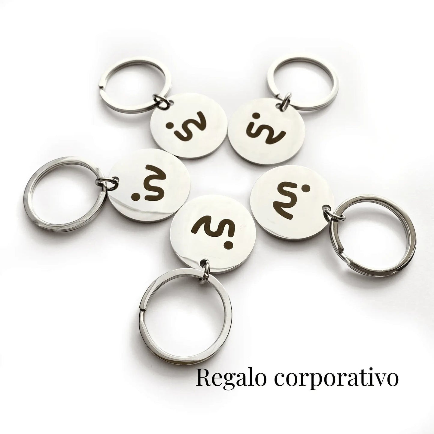 Llaveros personalizados Moment de acero inoxidable plateado con grabado corporativo en medalla redonda de 3 cm